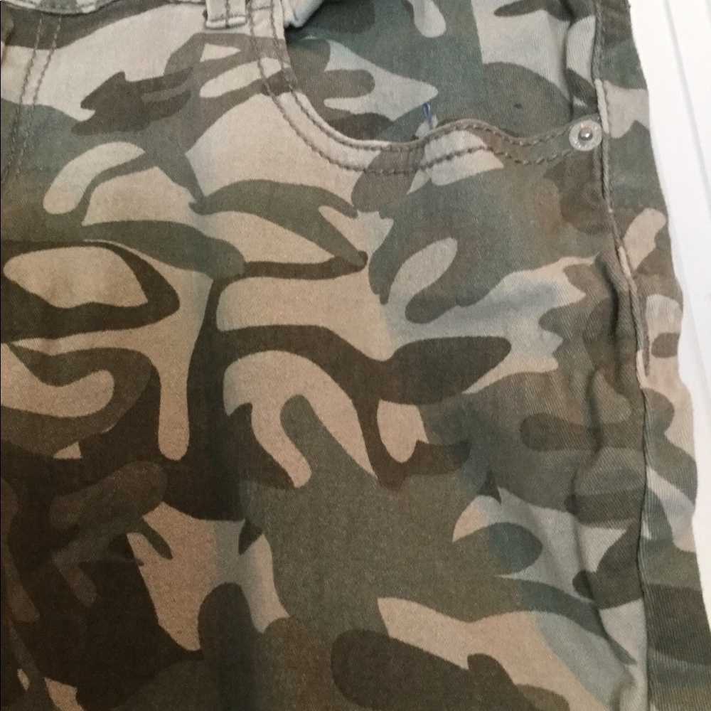 Camo jeans SOLD SOLD - Picture 6 of 8